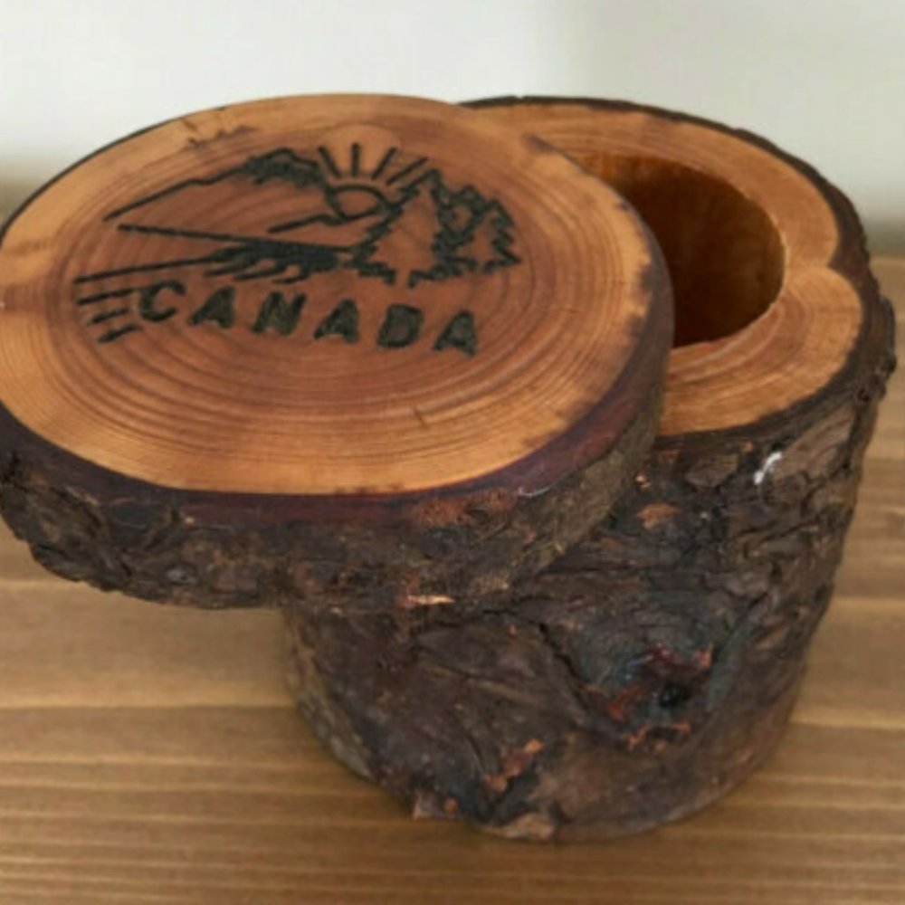 Canada Natural Cedar Wood 3" Trinket Box w/ Swivel Lid Engraved Mountain Scene